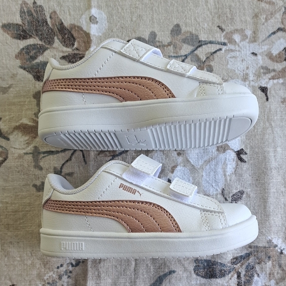 Puma Kids White Velcro Sneakers - Picture 3 of 3